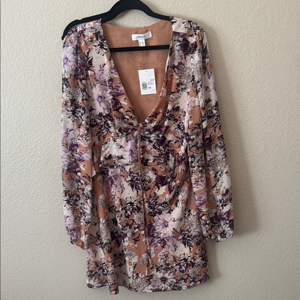 Forever 21 Floral V-Neck Dress